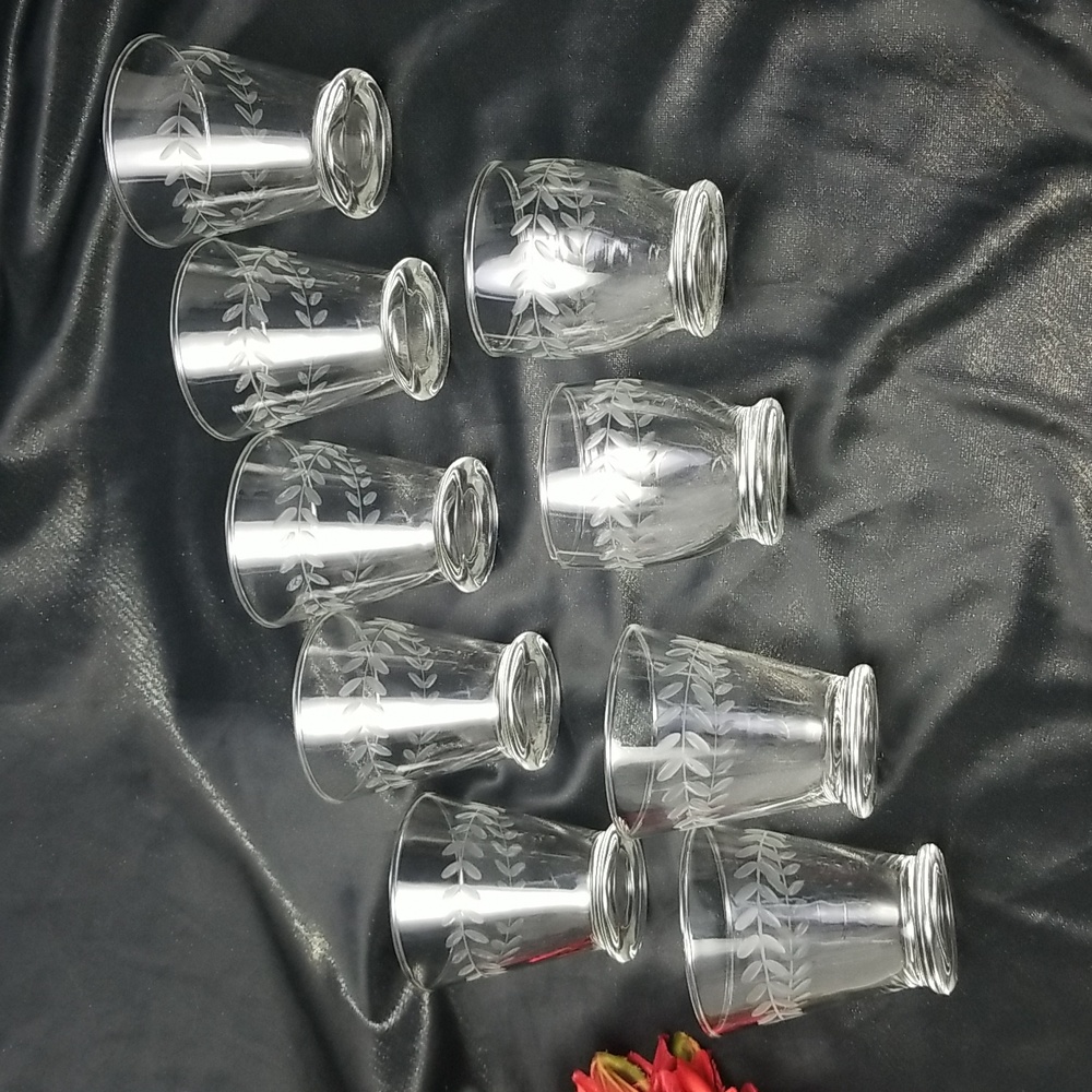 Laurel Wreath Leaf Etch Cocktail Glasses - Picture 9 of 13